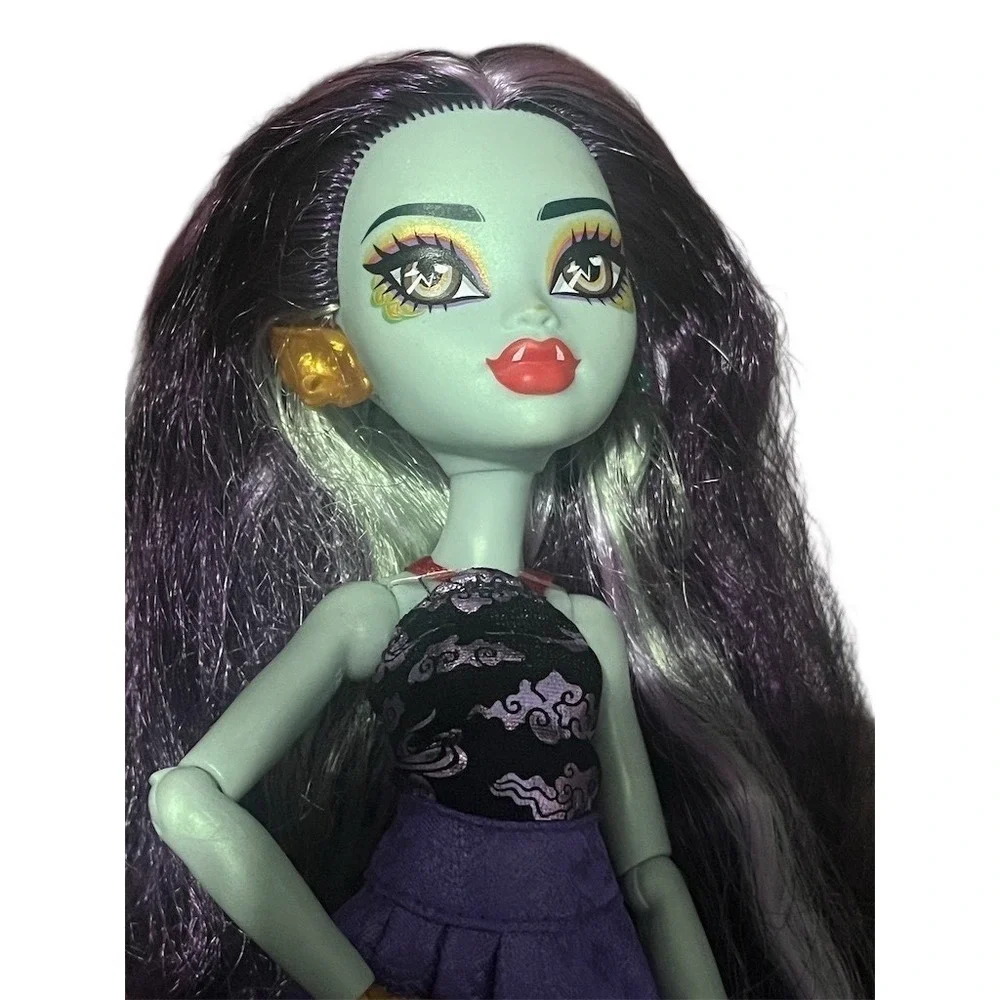 Monster High Jinafire Long Dragon Fashion Doll w/ Tail Outfit Boots Mattel - Picture 2 of 3